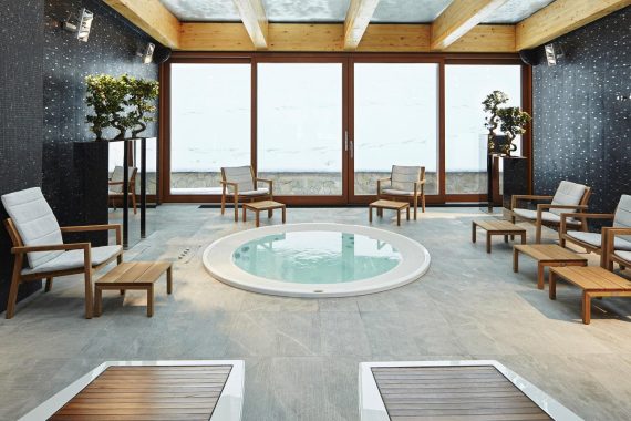 Jacuzzi_image_pro